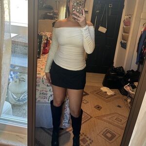 Elegant White Ruched Long Sleeve Top